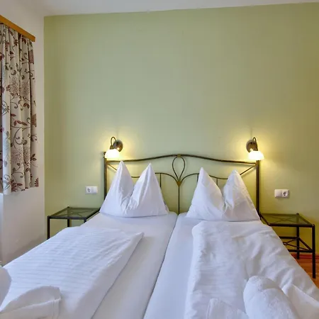 In Wildschoenau With Shared Sauna, Cleaning Included Apartmán